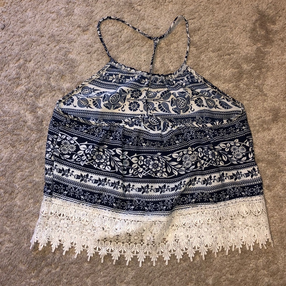 Crop top bundle - Picture 8 of 8